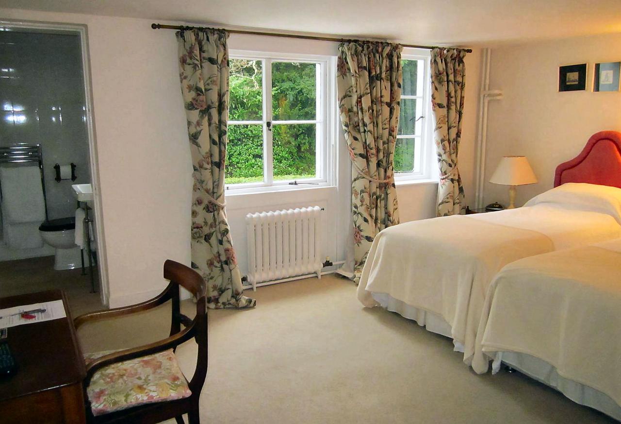 Hollybank House Bed & Breakfast Emsworth Exterior photo