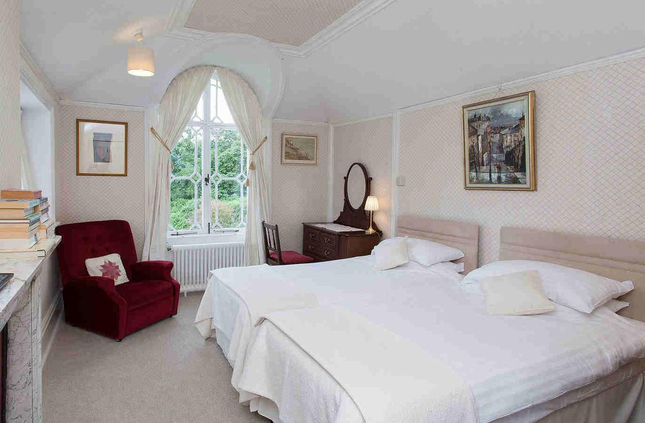 Hollybank House Bed & Breakfast Emsworth Exterior photo